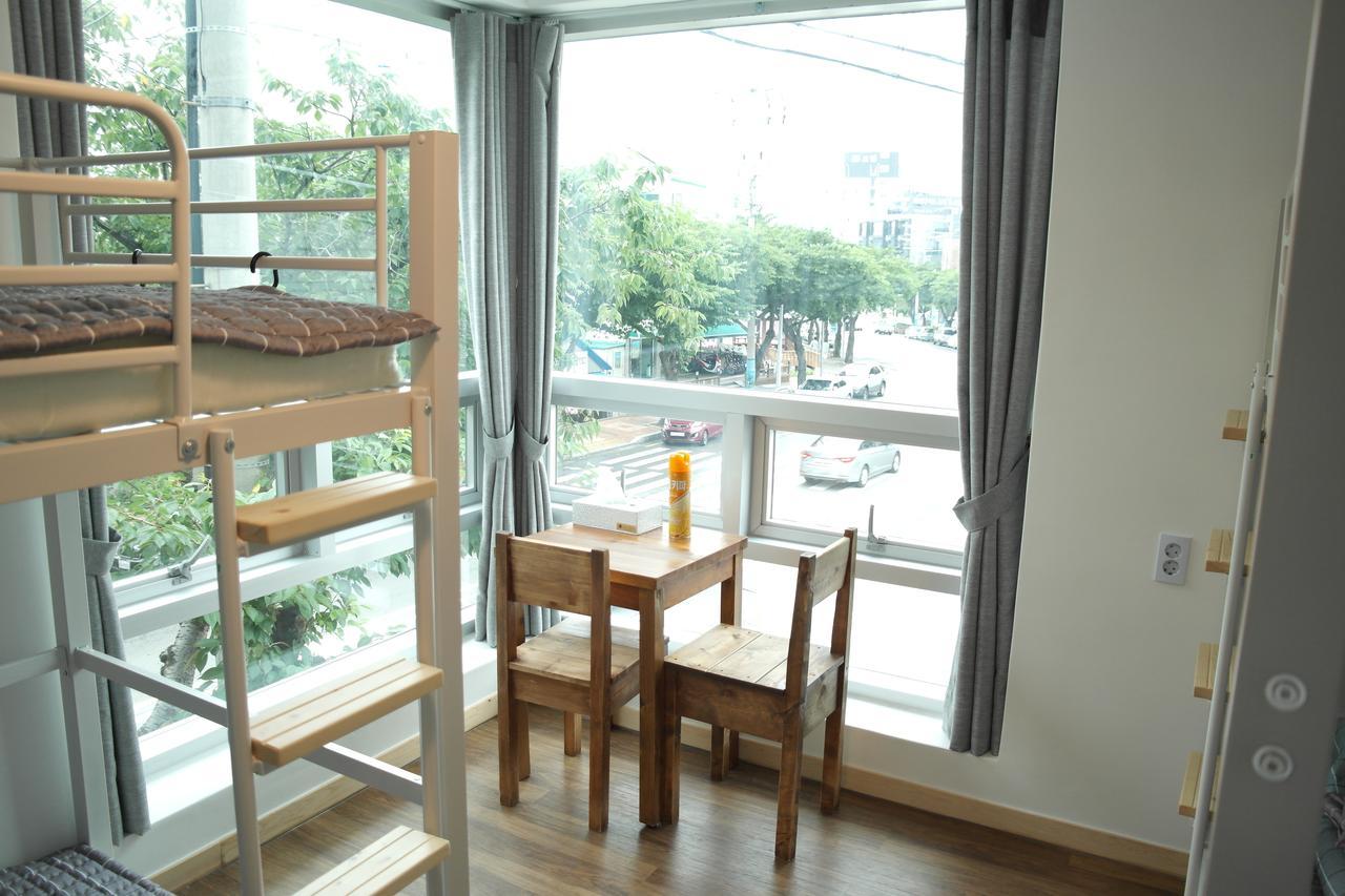 For You Hostel Йосу Экстерьер фото